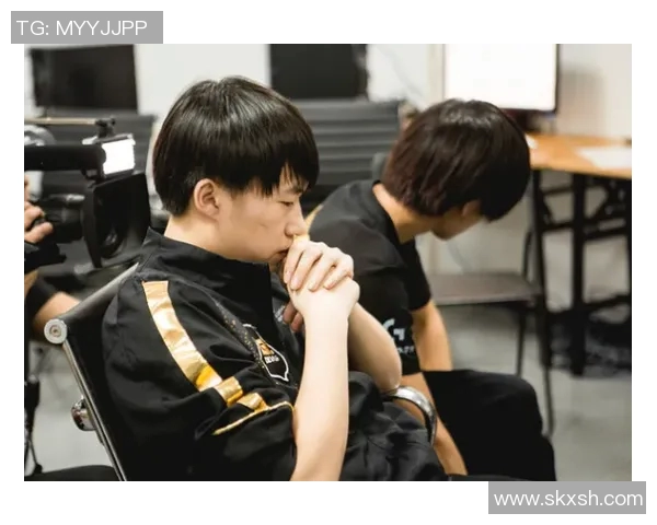 小虎五杀再现赛场传奇引发电竞热潮全网热议其精彩表现与战术布局